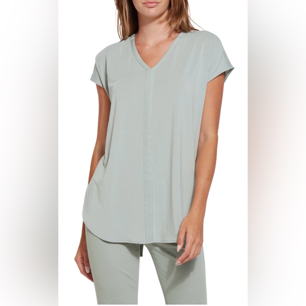 Lyssé Gina V-neck top